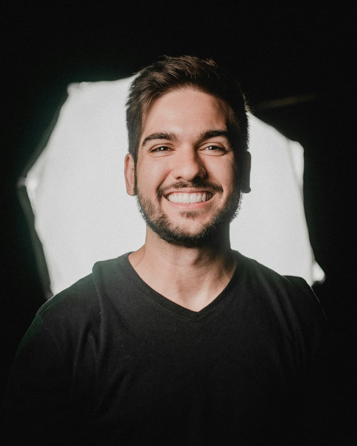 Portrait used for Daniel's profile preview